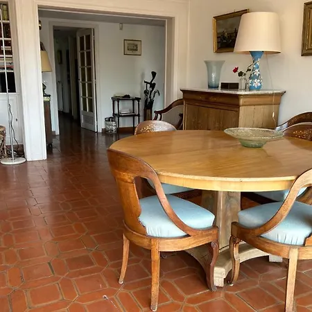 Lovely 4-person 200 M From Beaches Cap D'antibes Holiday home
