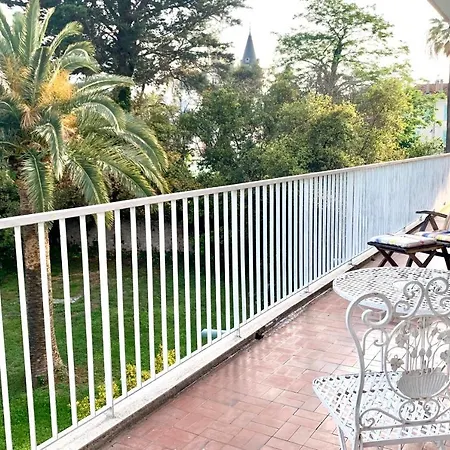 Lovely 4-person 200 M From Beaches Cap D'antibes Holiday home